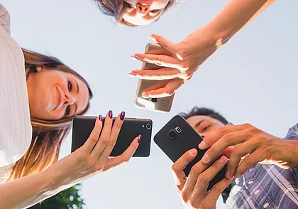 Базовый пакет мобильной связи утвержден в Беларуси: что в него войдет