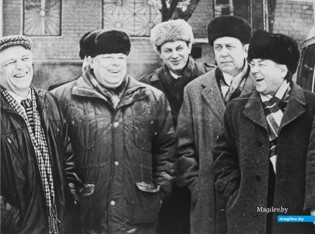 1990-е, Могилев. Руководители культуры (и не только) Могилевщины в хорошем настроении.