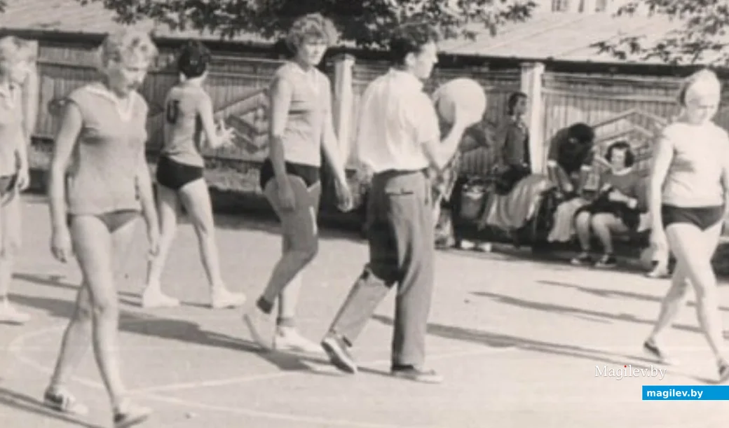 1963 г. Первенство Беларуси по баскетболу среди предприятий легкой промышленности: команда