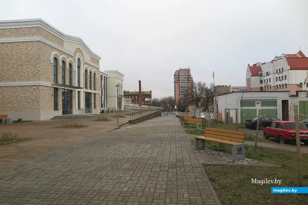 20.01.2025 г. Могилев, ул. Ленинская, территория рядом с Еврейским центром.