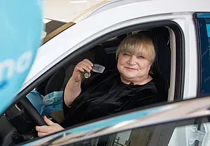 Минчанка получила автомобиль за покупку газировки в магазине