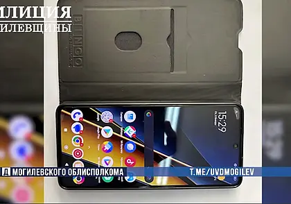 В Бобруйске пассажир забыл в такси телефон