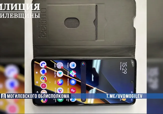 В Бобруйске пассажир забыл в такси телефон