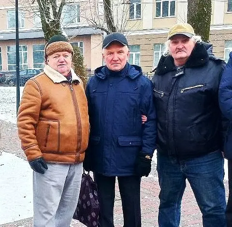 2025 г., Могилев. Слева направо: Валера, Сергей, Геннадий.