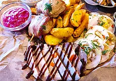 Фестиваль еды в Могилеве «Зімовы смак». Много мяса и удивительные сырники от ресторана «Санта Мария»: гурманы оценят