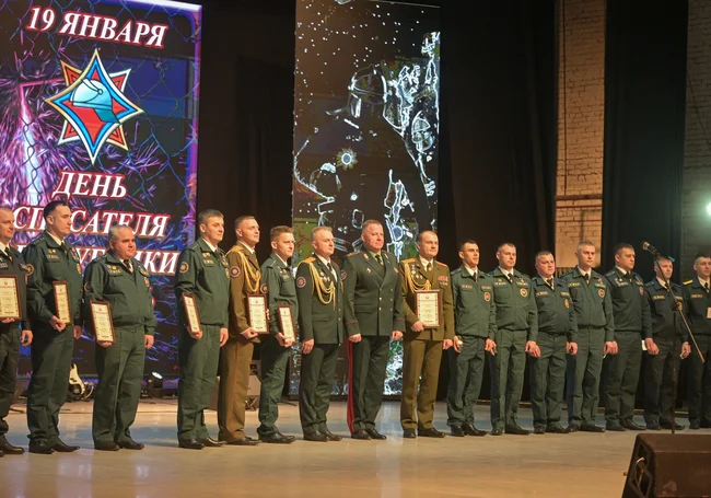 В Бобруйске торжественно открылся 21-й турнир пожарных-спасателей: фоторепортаж