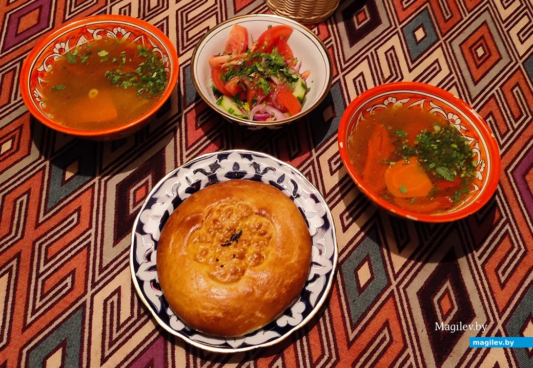 Январь 2025 г. Фестиваль «Зiмовы смак» в чайхане «Рахмат».