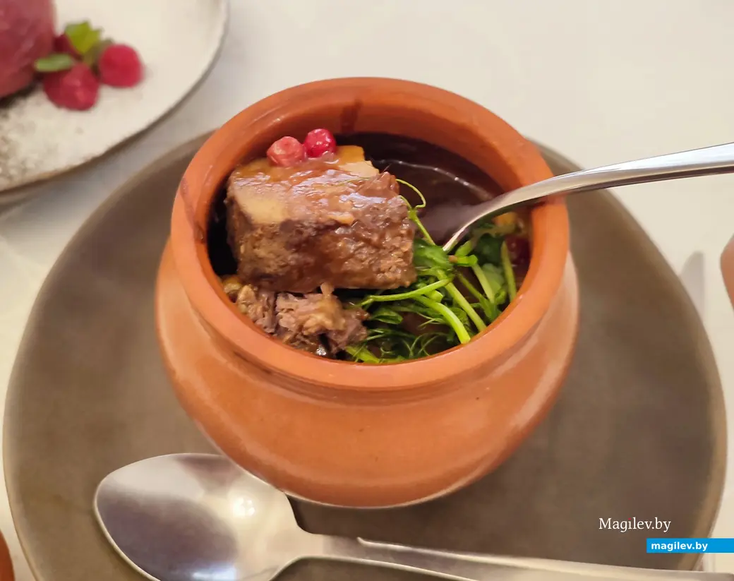 Фестиваль «Зiмовы смак» в ресторане «Турист». Томленая говядина с ньйоками.