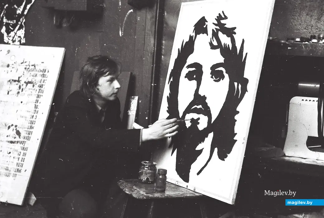 1970-е, Могилев. Просто портрет Пола Маккартни.