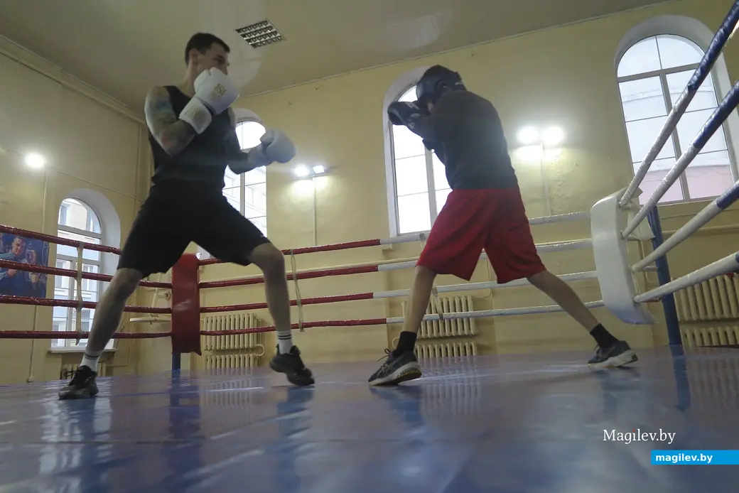 Февраль 2025 г. Могилев, пер. Пожарный, детско-юношеская школа «Спартак-35». Здесь раньше был молельный зал для мужчин.