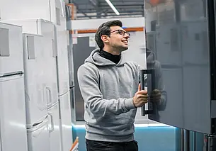 Белстат: в Беларуси выросли продажи холодильников и морозильников