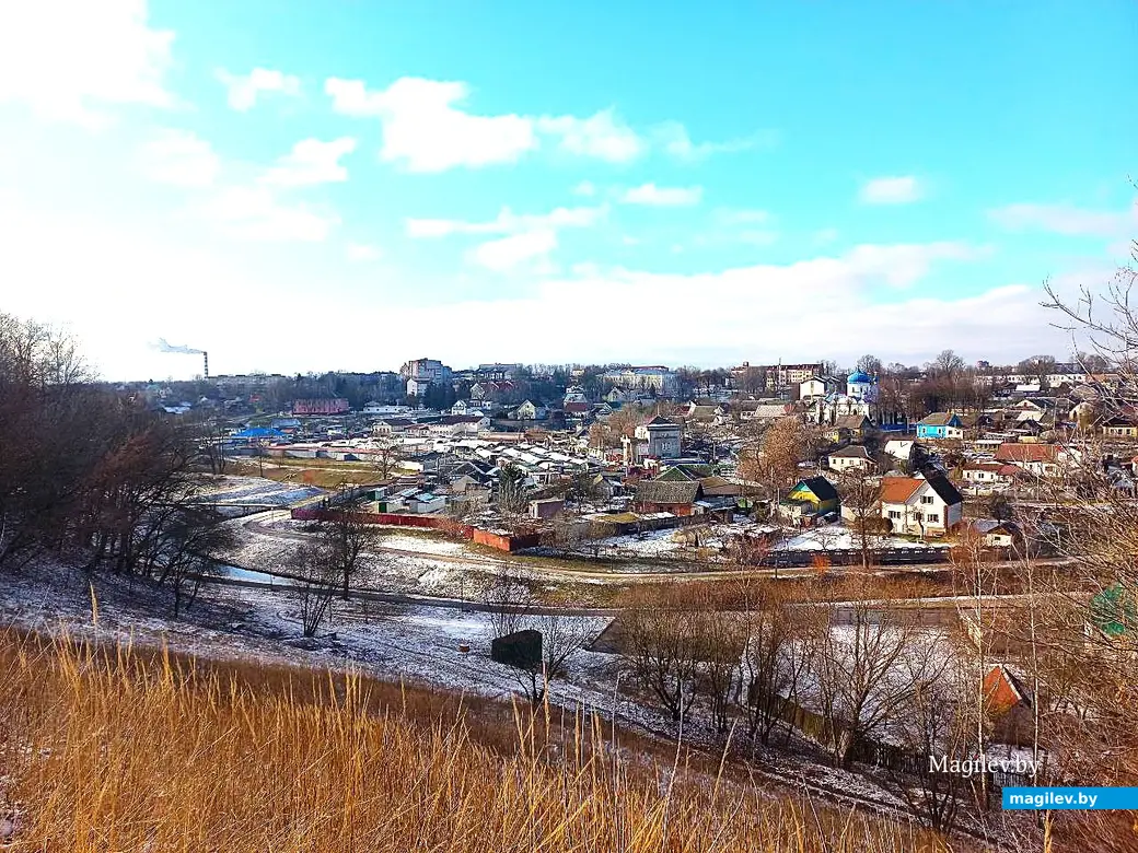 Февраль 2025 года, Могилев. Вдоль обрыва…