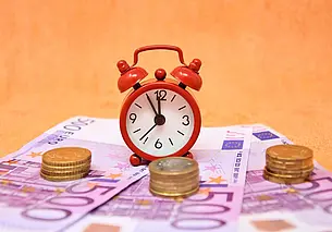 Кому и когда подавать налоговую декларацию в Беларуси? Разъясняем