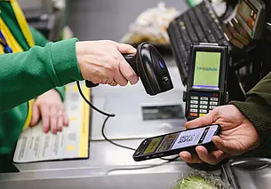 С приложением выгоднее? Как в дискаунтере можно экономить еще больше