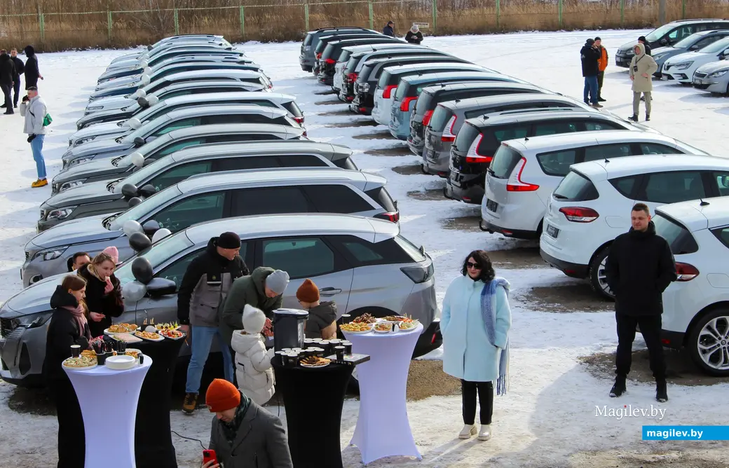 Февраль 2025 года. Могилев. Автохаус сети Butikavto: улица Мовчанского, 4б. Торжественная церемония открытия.