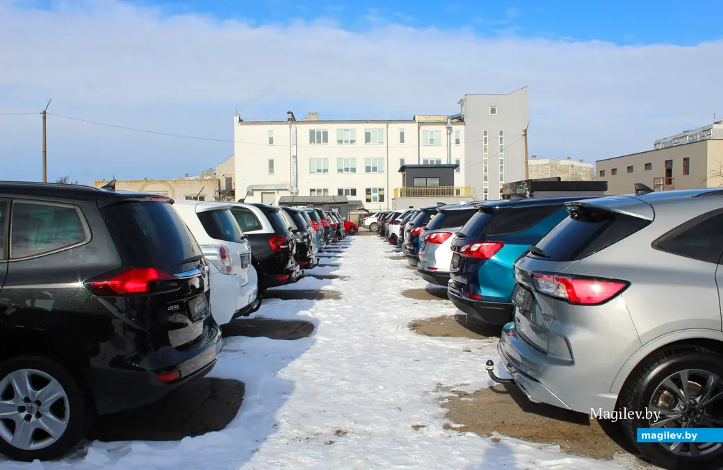 Февраль 2025 года. Могилев. Автохаус сети Butikavto: улица Мовчанского, 4б.