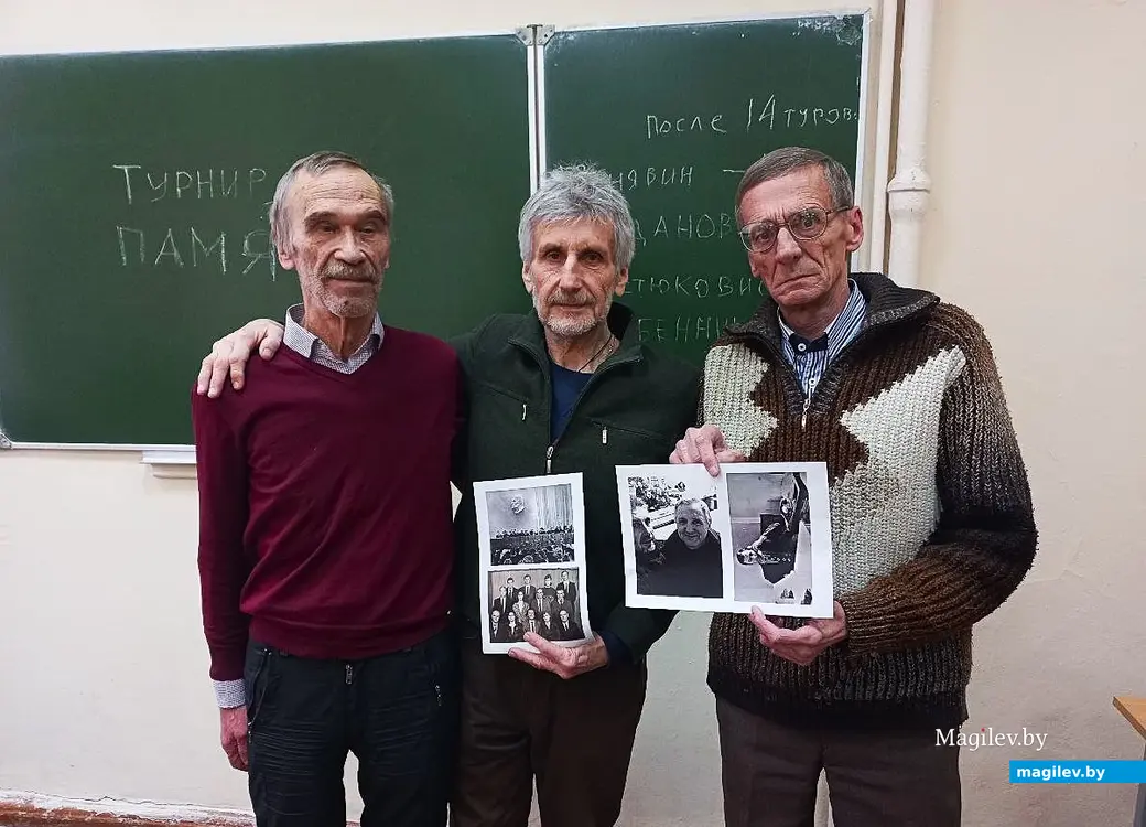 18.02.2025, БРУ, шахматный турнир. С бывшими студентами ММИ – Юрой Лунгисом (слева) и Димой Гребенниковым (справа).