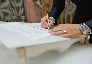 Минобразования вводит электронную предварительную запись на проставление апостиля