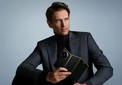 Флагманский тройной складной смартфон Huawei Mate XT Ultimate Design будет продаваться в Беларуси