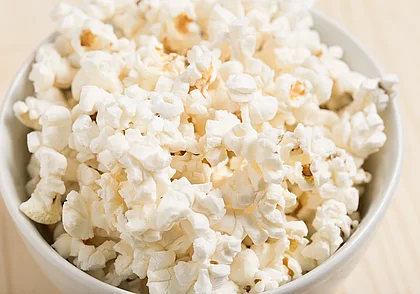 Вся правда о попкорне: врач оценила любимое лакомство киноманов
