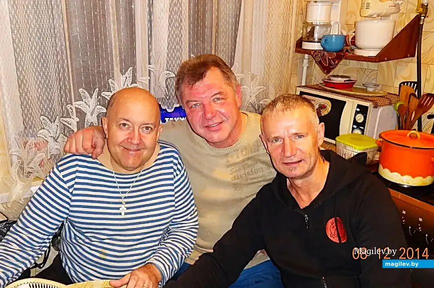 2014, Могилев. Слева направо: Витя Белик (RIP), Юра Недвецкий, Игорь Беляев.