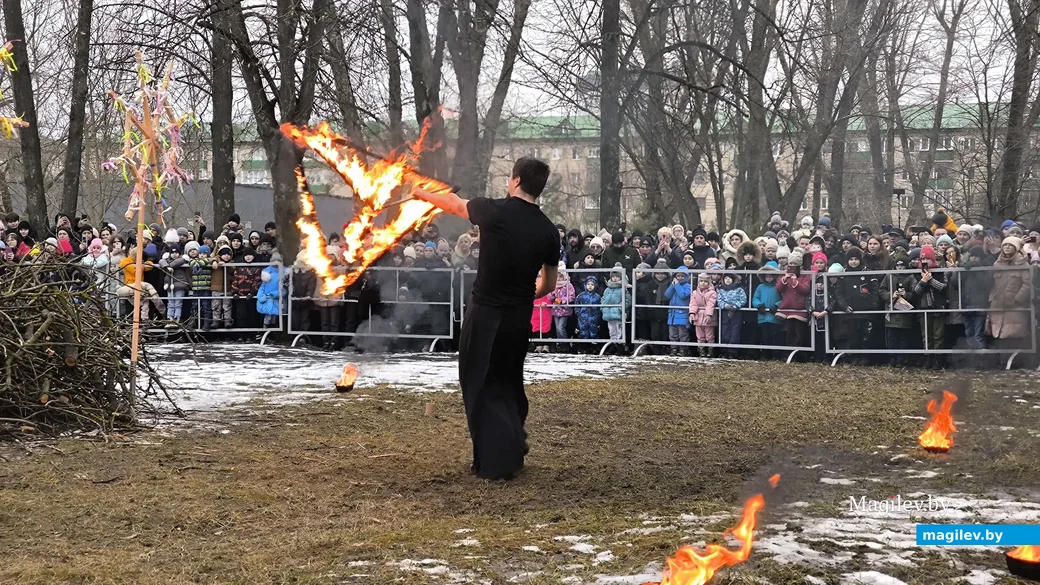 2.03.2025. Бобруйск. Праздник Масленицы в городском парке культуры и отдыха