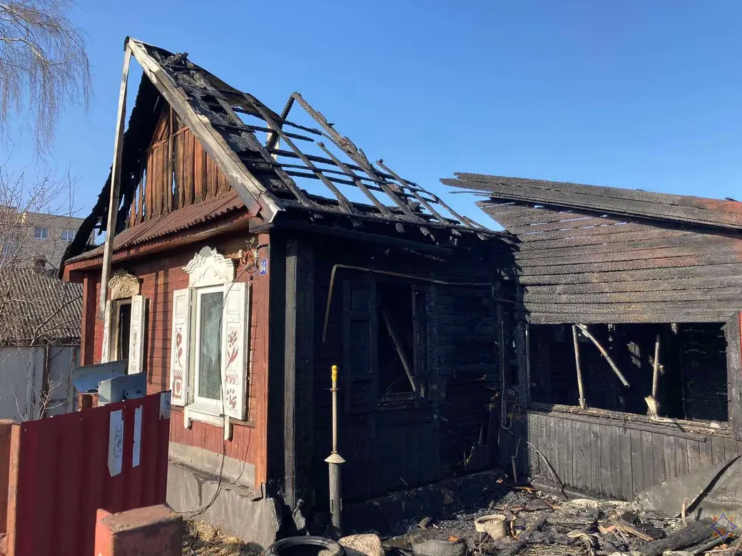 Осиповичи, 8 марта 2025 года. Пожар частного жилого дома на улице Ленинской.