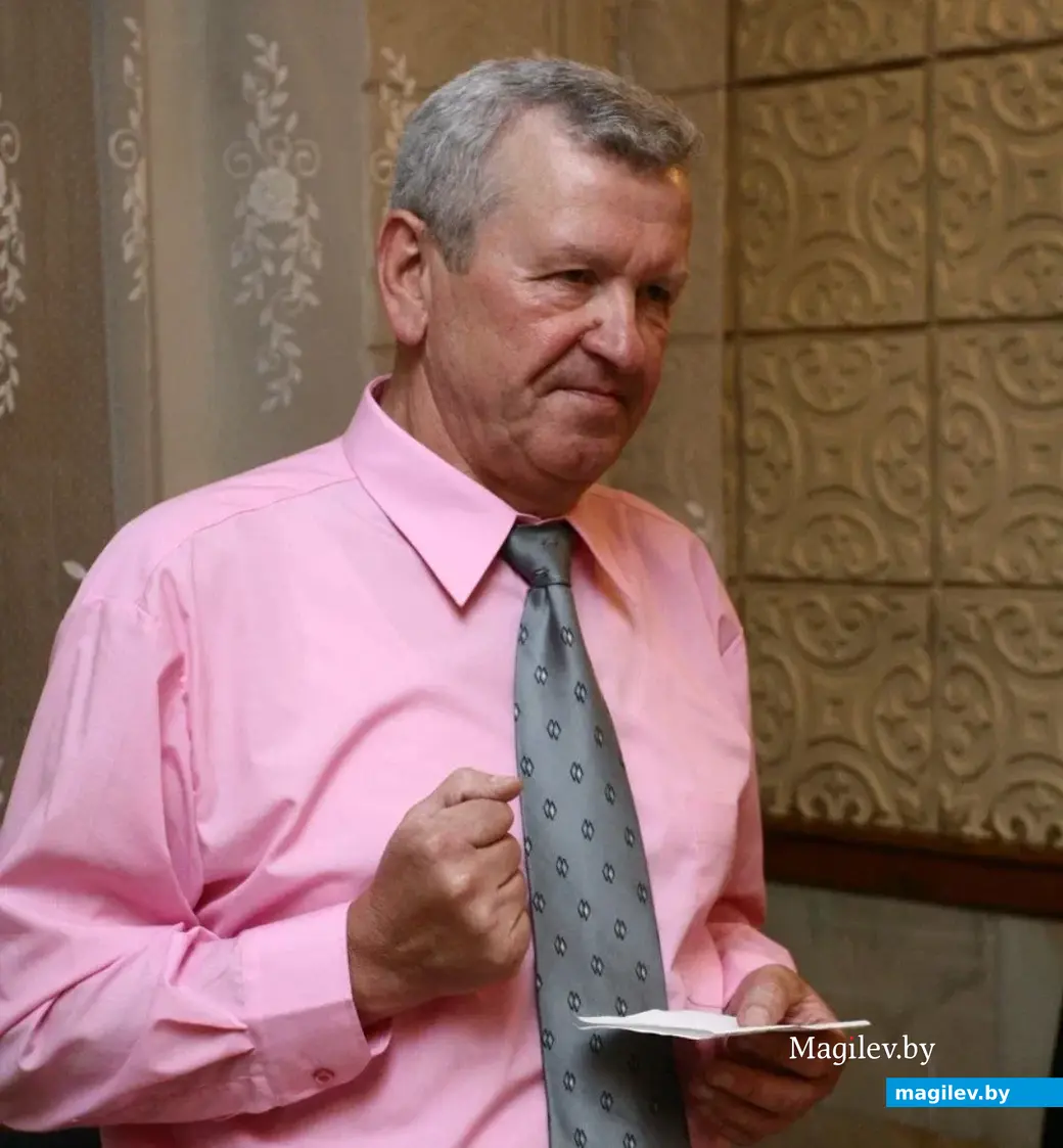 Май 2008 года, Могилев, столовая завода «Строммашина». Владимир Якубовский в день своего 60-летия.