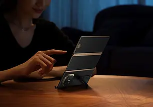 В Беларуси стартуют продажи инновационного тройного складного смартфона Huawei Mate XT Ultimate Design