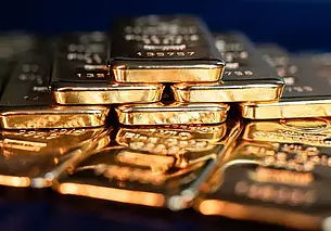 Цена на золото впервые в истории превысила 3 тыс. долларов за унцию