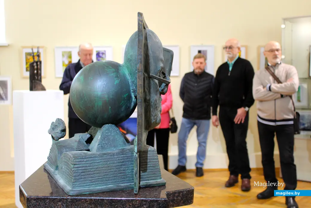 18 марта 2025 года. Могилев. Музей этнографии. На выставке работ Виктора Полунина.