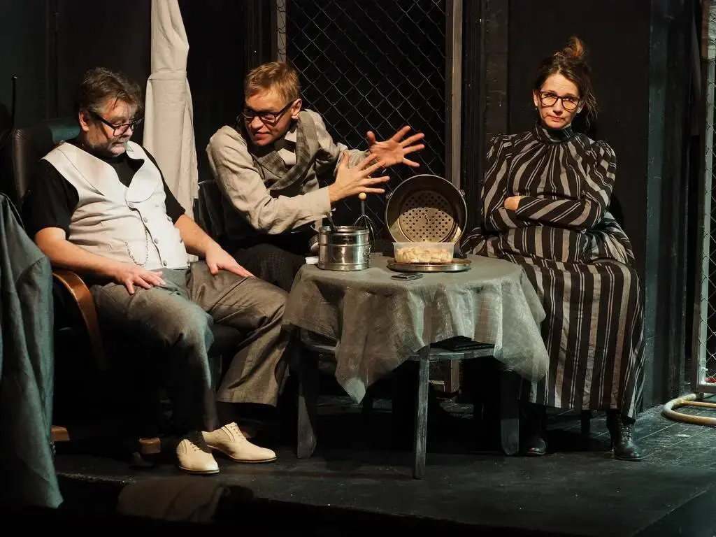 Спектакль «Палата № 6» Театра-фестиваля «Балтийский дом». Фото предоставлено Могилевским драмтеатром.