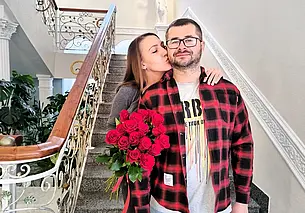 «Я заказал для нее песню». Свадебная пара недели