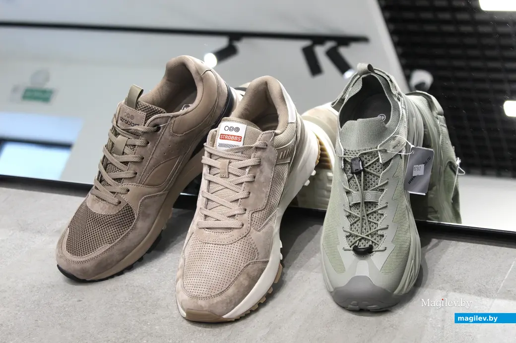 Март 2025 года. Могилев. Пушкинский проспект. Магазин бренда Strobbs.