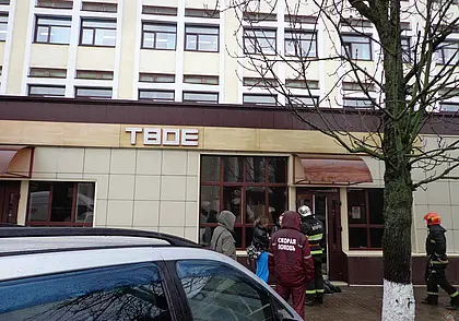 В Бобруйске покупатель потушил пожар в магазине «Твое» и… ушел
