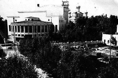 1960-е годы. Театр в Бобруйске.