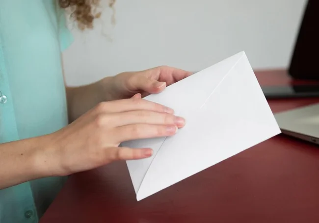 Зарплату в конвертах выдавал работникам бобруйский предприниматель