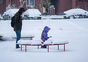 «А то дети уже стали забывать, как снег выглядит». Жизнь глазами бобруйчан