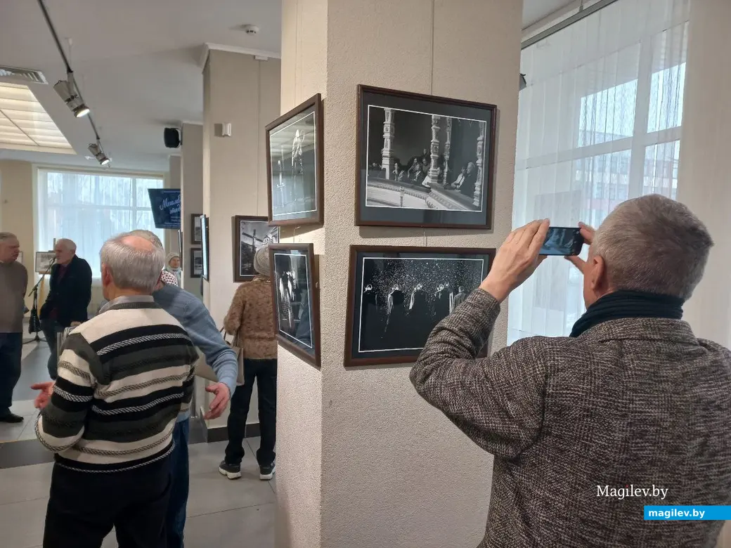09.04.2025, Выставочный зал Музея истории Могилева. Открытие выставки Геннадия Карчевского «Могилевские этюды».