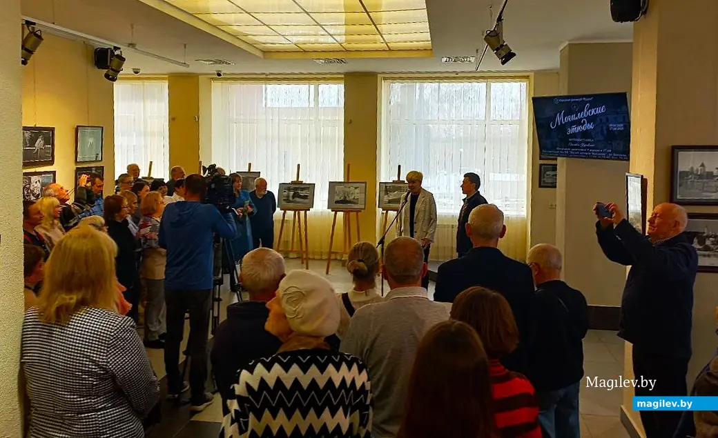 09.04.2025, Выставочный зал Музея истории Могилева. Открытие выставки Геннадия Карчевского «Могилевские этюды».