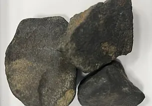 Метеориты, найденные под Смолевичами, признали уникальными геологическими объектами