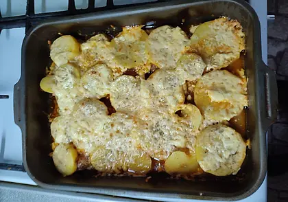 Готовимся к Пасхе: мясо под шубкой из овощей и сыра