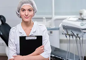 Врачи-стоматологи для взрослых и детей в Беларуси объединены в одну специальность