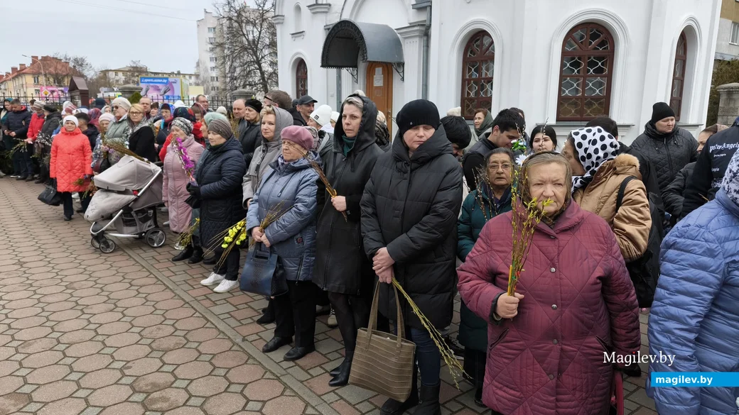 13.04.2025. Бобруйск. Вербное воскресенье в Свято-Георгиевском храме.