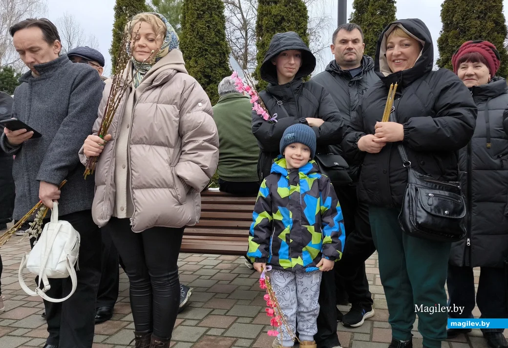 13.04.2025. Бобруйск. Вербное воскресенье в Свято-Георгиевском храме.