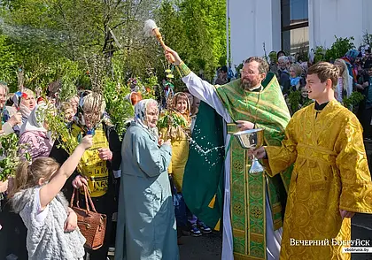 Православные отмечают Вербное воскресенье
