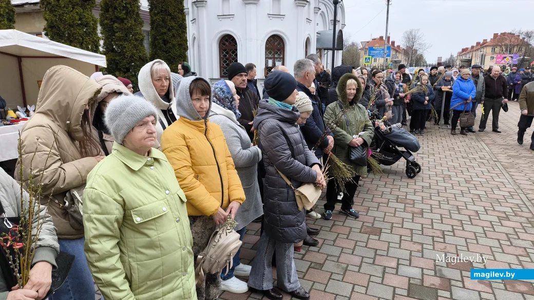 13.04.2025. Бобруйск. Вербное воскресенье в Свято-Георгиевском храме.