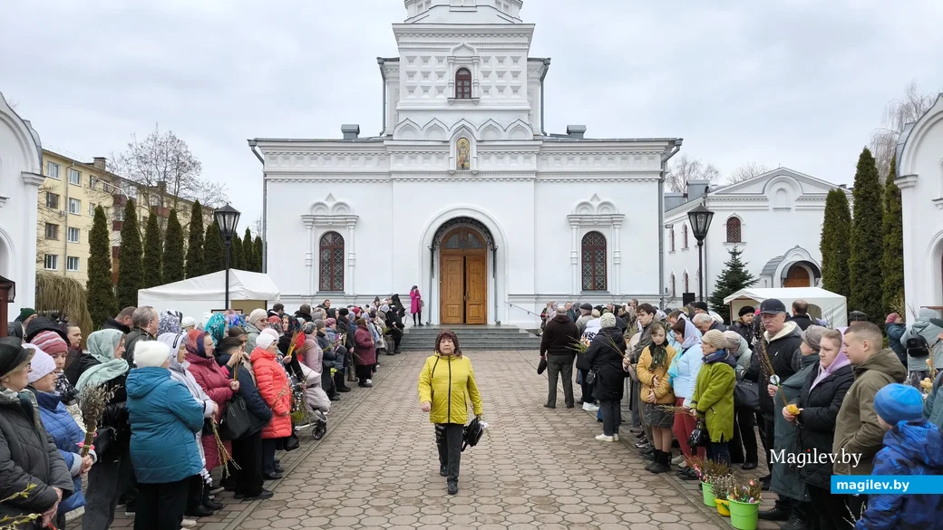 13.04.2025. Бобруйск. Вербное воскресенье в Свято-Георгиевском храме.