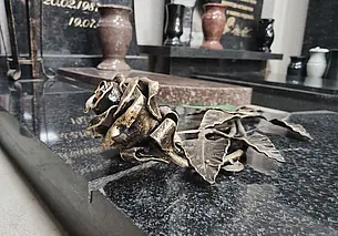 Достойно  Надежно