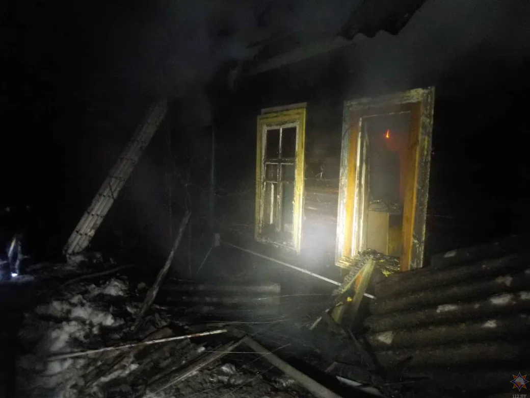 5 февраля 2026 года. Пожар в деревне Каменка Бобруйского района. Фото: МЧС. 